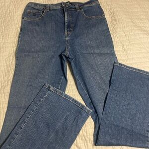 Gloria Vanderbilt “Allyson” jeans size 6